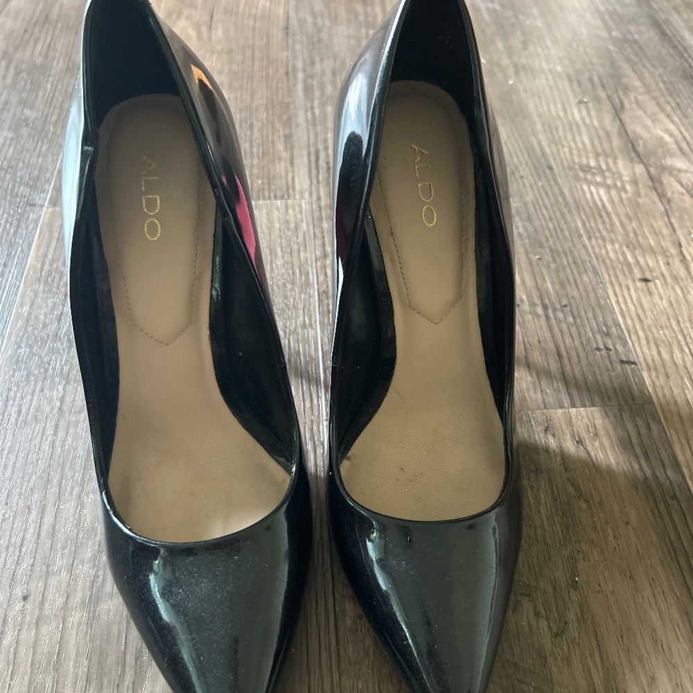 Aldo black heels